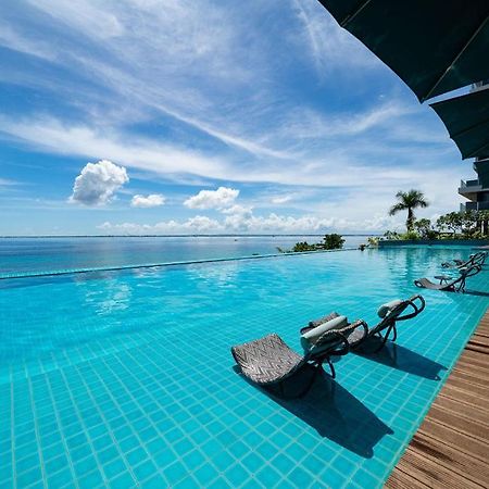 The Reef Island Resort Mactan, Cebu Мактан Екстериор снимка